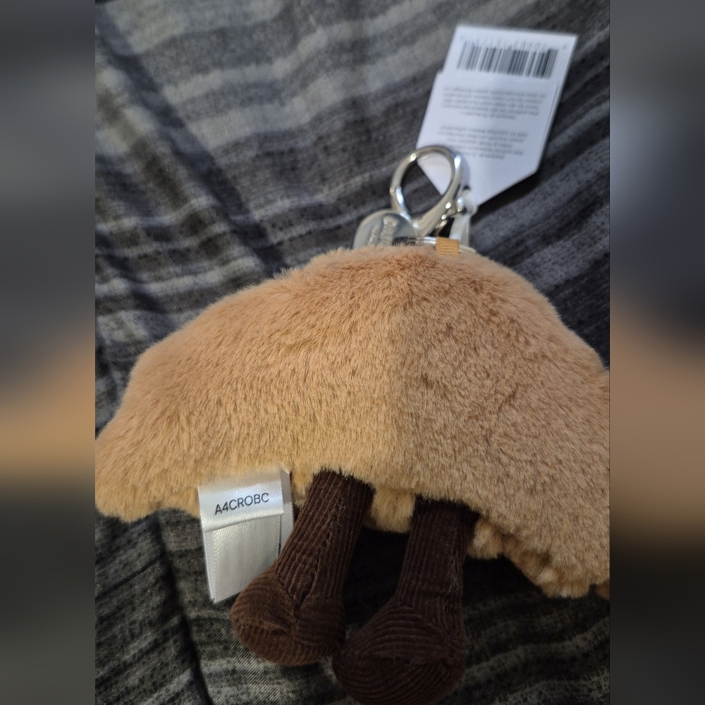 Jellycat Amyseable Croissant Bag Charm - Picture 2 of 3